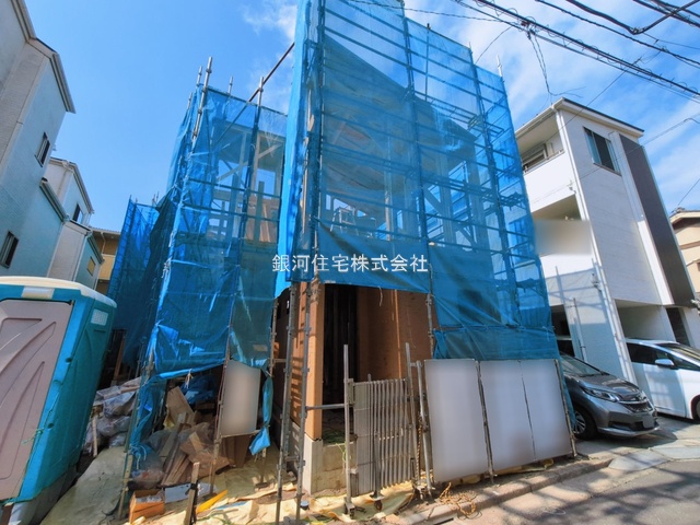 G00390164 埼玉県川口市原町 新築一戸建て 6180万円 土地面積72.96m² (約22.07坪) 建物面積94.03m² (約28.44坪) 築年月2026年06月【外観7】