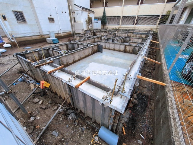 G00390164 埼玉県川口市原町 新築一戸建て 6180万円 土地面積72.96m² (約22.07坪) 建物面積94.03m² (約28.44坪) 築年月2026年06月【外観10】