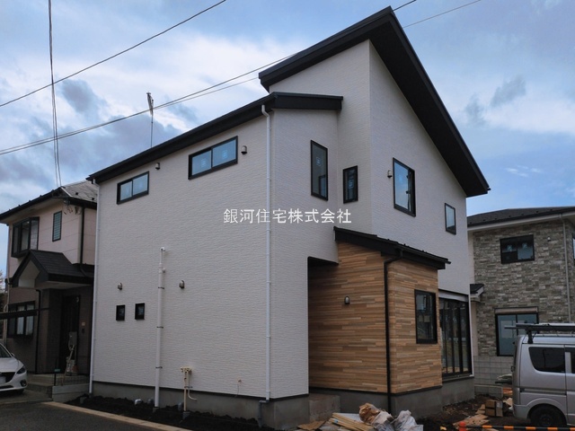 G00390170 神奈川県海老名市国分北３丁目 新築一戸建て 6398万円 土地面積136.00m² (約41.14坪) 建物面積110.33m² (約33.37坪) 間取り４ＬＤＫ 築年月2026年04月(築１年以内)【外観4】