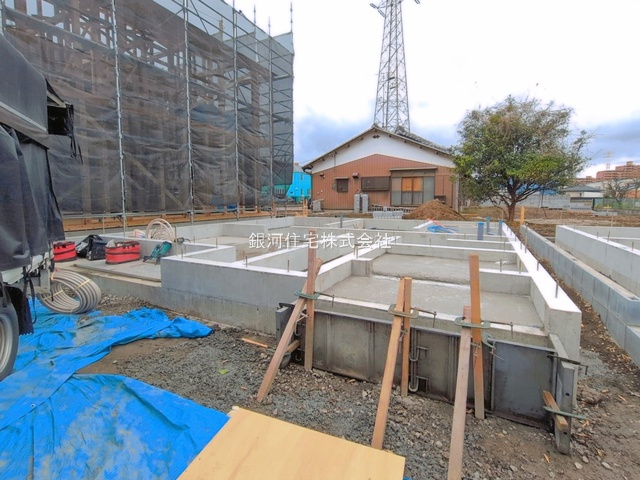 G00390204 埼玉県さいたま市南区松本２丁目 新築一戸建て 4380万円 土地面積106.24m² (約32.13坪) 建物面積98.26m² (約29.72坪) 間取り３ＳＬＤＫ 築年月2026年06月