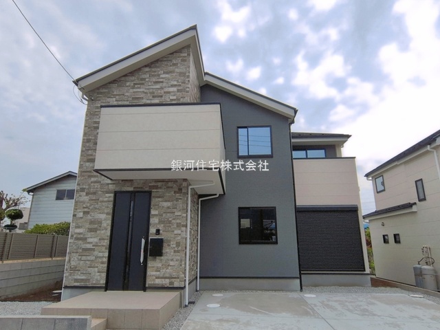 G00390248 東京都町田市木曽東３丁目 新築一戸建て 5998万円 土地面積138.32m² (約41.84坪) 建物面積107.83m² (約32.61坪) 間取り４ＬＤＫ 築年月2026年04月(築１年以内)【外観9】