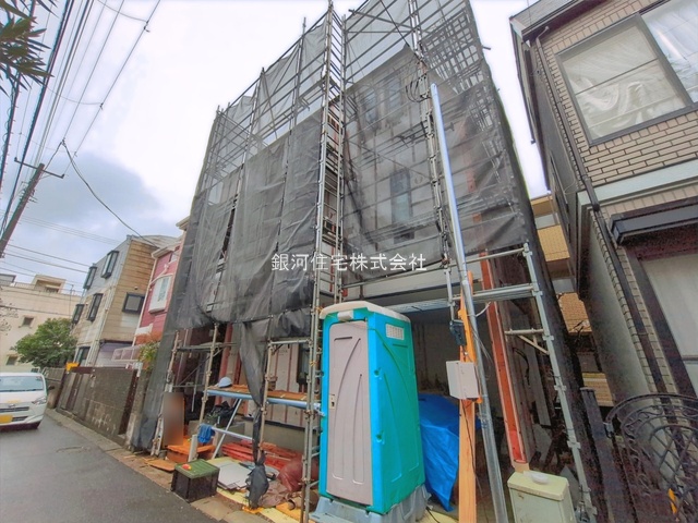 G00390403 千葉県市川市新田３丁目 新築一戸建て 5980万円 土地面積60.71m² (約18.36坪) 建物面積103.19m² (約31.21坪) 間取り４ＬＤＫ 築年月2026年04月【外観2】