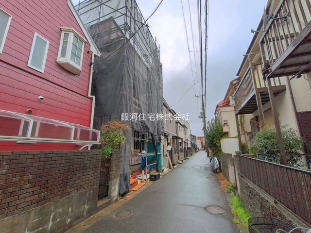 G00390403 千葉県市川市新田３丁目 新築一戸建て 5980万円 土地面積60.71m² (約18.36坪) 建物面積103.19m² (約31.21坪) 間取り４ＬＤＫ 築年月2026年04月【外観3】