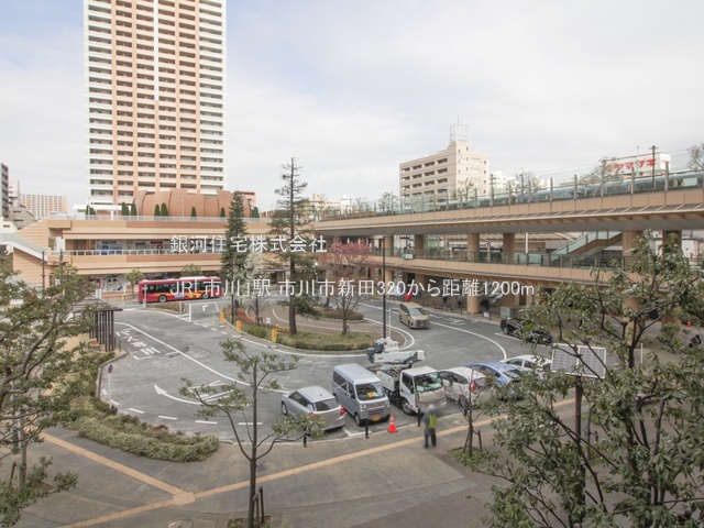 G00390403 千葉県市川市新田３丁目 新築一戸建て 5980万円 土地面積60.71m² (約18.36坪) 建物面積103.19m² (約31.21坪) 間取り４ＬＤＫ 築年月2026年04月【周辺環境】JR「市川」駅