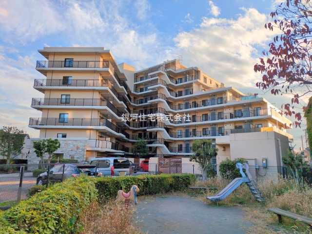 G00390559 埼玉県入間市東藤沢２丁目 中古マンション 2280万円 専有面積64.89m² (約19.62坪) 間取り３ＬＤＫ 所在階8階 築年月1998年08月(築27年)【外観13】