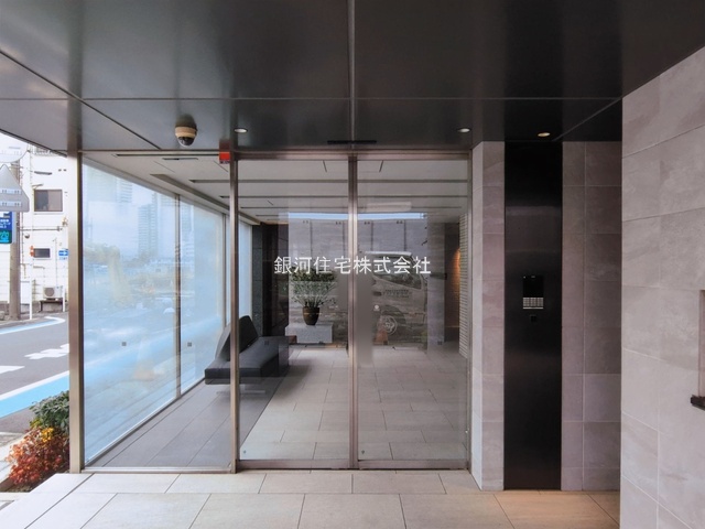 G00390668 神奈川県横浜市神奈川区神奈川２丁目 中古マンション 6880万円 専有面積56.77m² (約17.17坪) 間取り２ＬＤＫ 所在階2階 築年月2019年11月(築6年)【外観3】