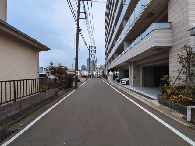 G00390668 神奈川県横浜市神奈川区神奈川２丁目 中古マンション 6880万円 専有面積56.77m² (約17.17坪) 間取り２ＬＤＫ 所在階2階 築年月2019年11月(築6年)【外観11】