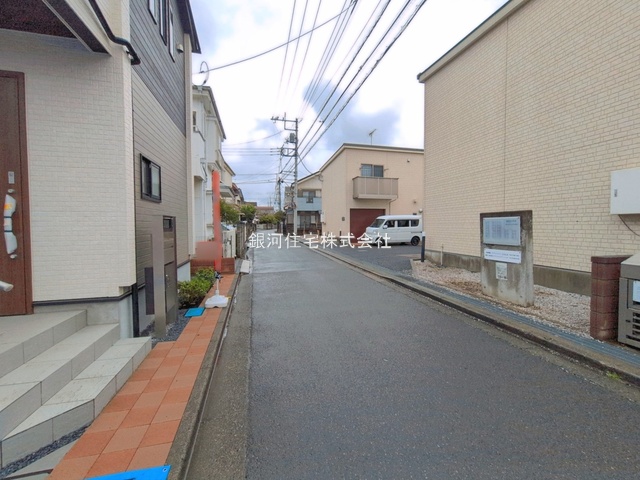 G00390671 東京都昭島市緑町３丁目 新築一戸建て 3980万円 土地面積87.73m² (約26.53坪) 建物面積69.56m² (約21.04坪) 間取り３ＬＤＫ 築年月2026年03月(築１年以内)【外観8】