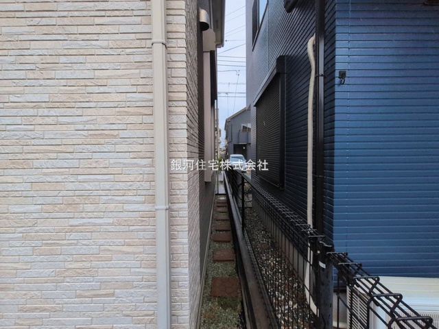 G00390680 神奈川県大和市中央林間西３丁目 中古一戸建て 4380万円 土地面積110.66m² (約33.47坪) 建物面積89.81m² (約27.16坪) 間取り３ＬＤＫ 築年月2008年06月(築17年)【外観13】