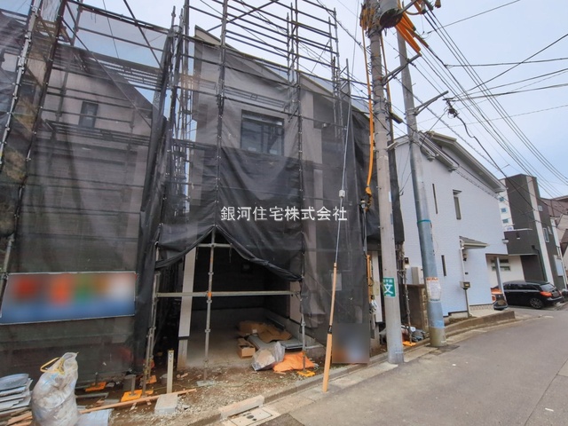 G00390831 東京都練馬区田柄４丁目 新築一戸建て 7590万円 土地面積85.78m² (約25.94坪) 建物面積95.68m² (約28.94坪) 間取り２ＳＬＤＫ 築年月2026年04月(築１年以内)【外観7】