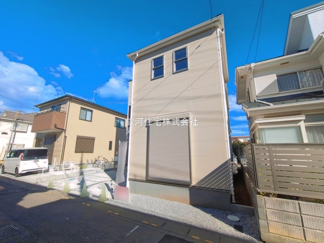 G00391216 埼玉県鴻巣市人形４丁目 新築一戸建て 2990万円 土地面積102.02m² (約30.86坪) 建物面積106.51m² (約32.21坪) 間取り４ＬＤＫ 築年月2026年07月(築１年以内)【外観13】