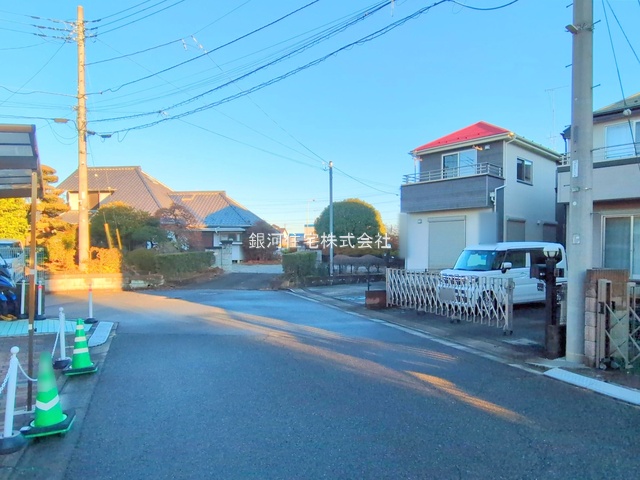 G00392105 埼玉県狭山市柏原 中古一戸建て 2379万円 土地面積141.42m² (約42.77坪) 建物面積105.16m² (約31.81坪) 間取り４ＬＤＫ 築年月2007年04月(築19年)【外観3】