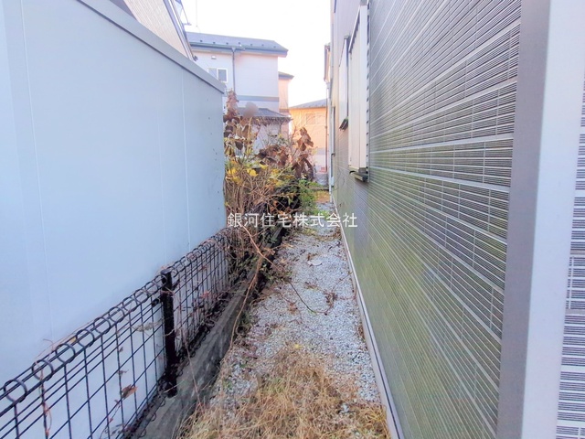 G00392105 埼玉県狭山市柏原 中古一戸建て 2379万円 土地面積141.42m² (約42.77坪) 建物面積105.16m² (約31.81坪) 間取り４ＬＤＫ 築年月2007年04月(築19年)【外観4】