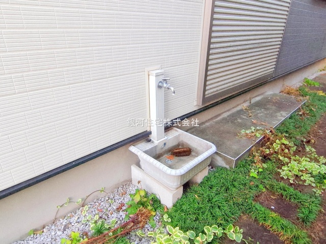 G00392105 埼玉県狭山市柏原 中古一戸建て 2379万円 土地面積141.42m² (約42.77坪) 建物面積105.16m² (約31.81坪) 間取り４ＬＤＫ 築年月2007年04月(築19年)【外観13】