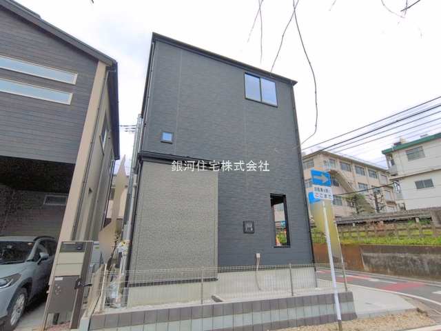 G00392172 埼玉県ふじみ野市駒西１丁目 新築一戸建て 4190万円 土地面積78.02m² (約23.60坪) 建物面積103.08m² (約31.18坪) 間取り４ＬＤＫ 築年月2026年03月(築１年以内)【外観6】