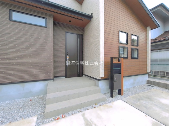 G00392174 埼玉県狭山市柏原 新築一戸建て 3890万円 土地面積230.08m² (約69.59坪) 建物面積98.54m² (約29.80坪) 間取り３ＬＤＫ 築年月2026年03月(築１年以内)【外観6】