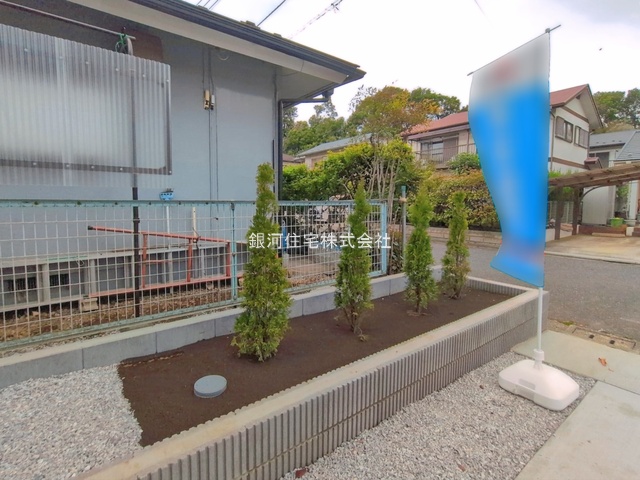 G00392174 埼玉県狭山市柏原 新築一戸建て 3890万円 土地面積230.08m² (約69.59坪) 建物面積98.54m² (約29.80坪) 間取り３ＬＤＫ 築年月2026年03月(築１年以内)【外観7】