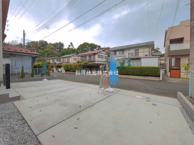 G00392174 埼玉県狭山市柏原 新築一戸建て 3890万円 土地面積230.08m² (約69.59坪) 建物面積98.54m² (約29.80坪) 間取り３ＬＤＫ 築年月2026年03月(築１年以内)【外観12】