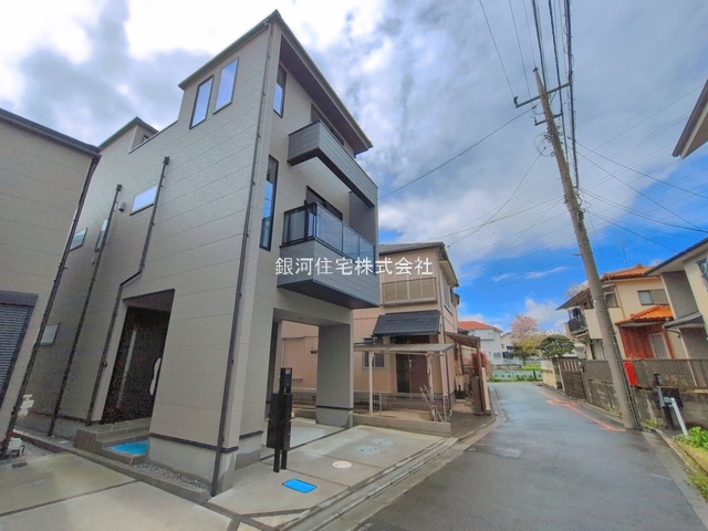 G00392204 埼玉県さいたま市緑区大字中尾 新築一戸建て 3480万円 土地面積62.12m² (約18.79坪) 建物面積104.52m² (約31.61坪) 築年月2026年04月(築１年以内)【外観7】