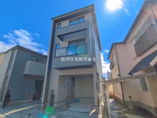 G00392204 埼玉県さいたま市緑区大字中尾 新築一戸建て 3480万円 土地面積62.12m² (約18.79坪) 建物面積104.52m² (約31.61坪) 築年月2026年04月(築１年以内)【外観8】