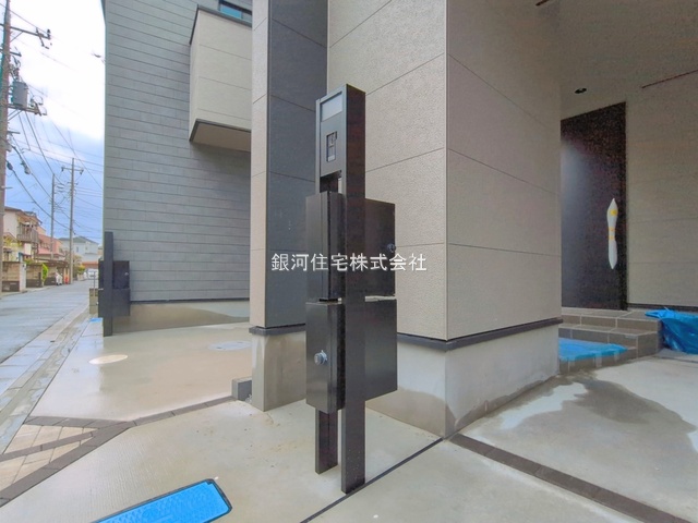 G00392204 埼玉県さいたま市緑区大字中尾 新築一戸建て 3480万円 土地面積62.12m² (約18.79坪) 建物面積104.52m² (約31.61坪) 築年月2026年04月(築１年以内)【外観11】