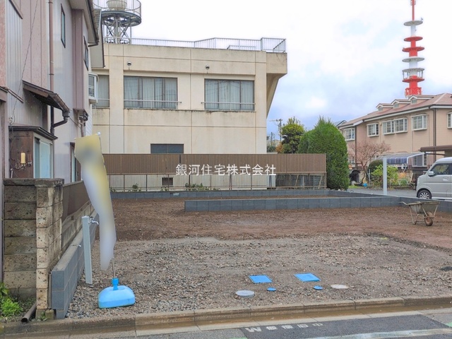 G00392214 埼玉県川越市新宿町３丁目 新築一戸建て 5290万円 土地面積100.59m² (約30.42坪) 建物面積84.46m² (約25.54坪) 間取り３ＬＤＫ 築年月2026年07月【外観5】