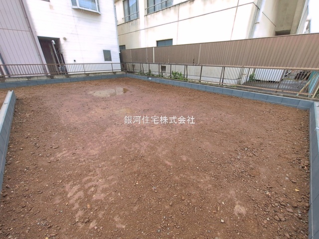 G00392214 埼玉県川越市新宿町３丁目 新築一戸建て 5290万円 土地面積100.59m² (約30.42坪) 建物面積84.46m² (約25.54坪) 間取り３ＬＤＫ 築年月2026年07月【外観13】