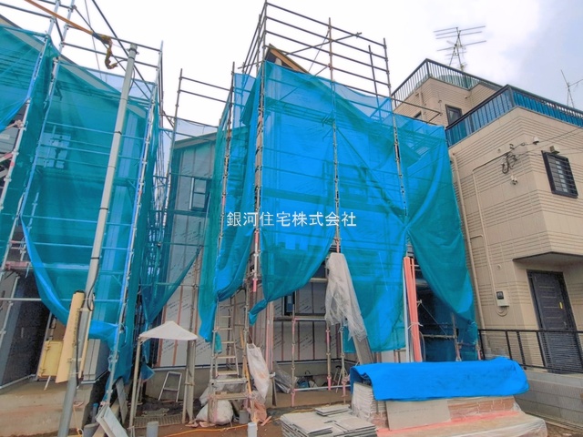 G00392461 埼玉県上尾市本町５丁目 新築一戸建て 4398万円 土地面積118.30m² (約35.78坪) 建物面積106.28m² (約32.14坪) 間取り３ＬＤＫ 築年月2026年05月【外観4】