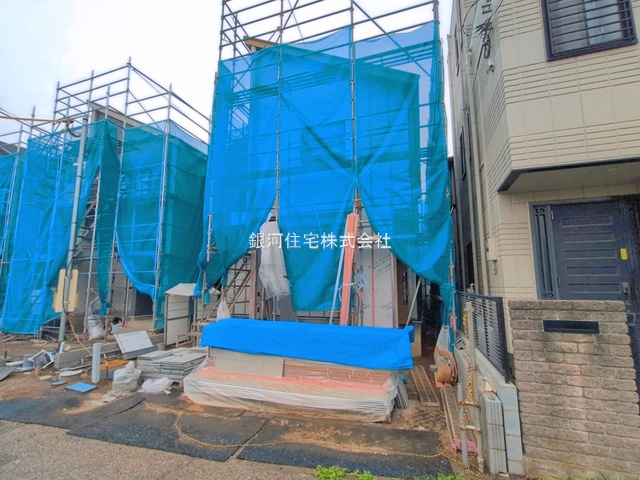 G00392461 埼玉県上尾市本町５丁目 新築一戸建て 4398万円 土地面積118.30m² (約35.78坪) 建物面積106.28m² (約32.14坪) 間取り３ＬＤＫ 築年月2026年05月【外観5】