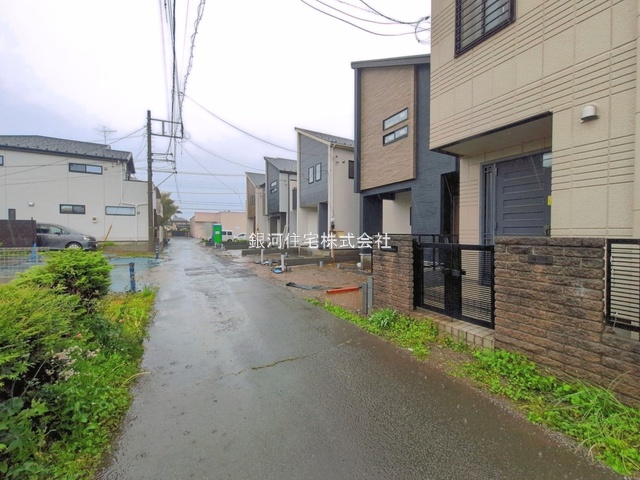 G00392462 埼玉県上尾市本町５丁目 新築一戸建て 4498万円 土地面積117.89m² (約35.66坪) 建物面積102.89m² (約31.12坪) 間取り３ＬＤＫ 築年月2026年05月【外観3】