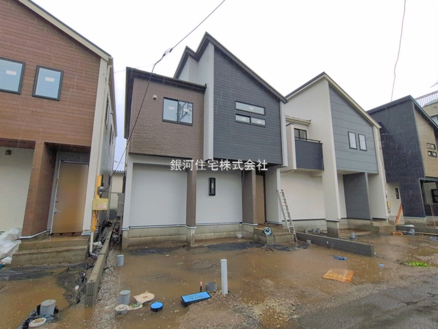 G00392463 埼玉県上尾市本町５丁目 新築一戸建て 4498万円 土地面積117.89m² (約35.66坪) 建物面積104.13m² (約31.49坪) 間取り３ＬＤＫ 築年月2026年05月【外観2】