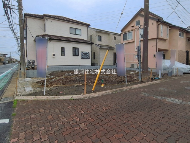 G00392466 埼玉県越谷市宮本町５丁目 新築一戸建て 4798万円 土地面積104.90m² (約31.73坪) 建物面積104.52m² (約31.61坪) 間取り３ＬＤＫ 築年月2026年05月【外観5】