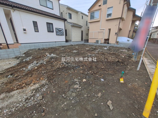 G00392466 埼玉県越谷市宮本町５丁目 新築一戸建て 4798万円 土地面積104.90m² (約31.73坪) 建物面積104.52m² (約31.61坪) 間取り３ＬＤＫ 築年月2026年05月【外観9】