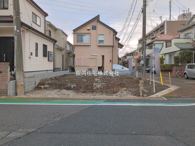 G00392466 埼玉県越谷市宮本町５丁目 新築一戸建て 4798万円 土地面積104.90m² (約31.73坪) 建物面積104.52m² (約31.61坪) 間取り３ＬＤＫ 築年月2026年05月【外観12】