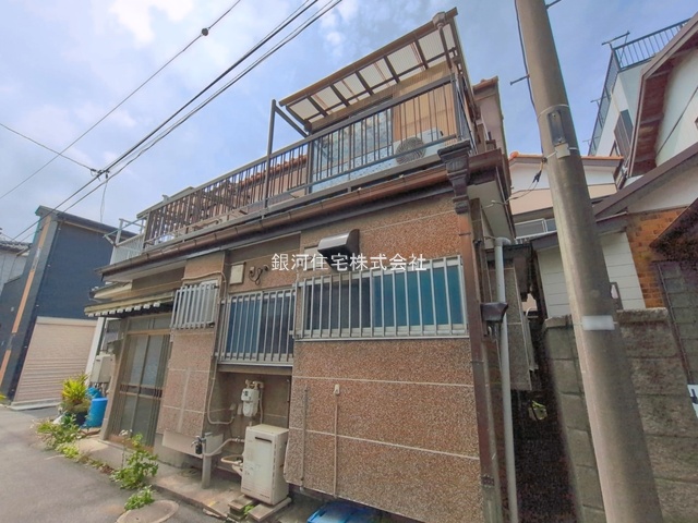 G00392653 東京都江戸川区春江町３丁目 中古一戸建て 1780万円 土地面積57.92m² (約17.52坪) 建物面積66.66m² (約20.16坪) 間取り３Ｋ 築年月1958年10月(築67年)【外観2】