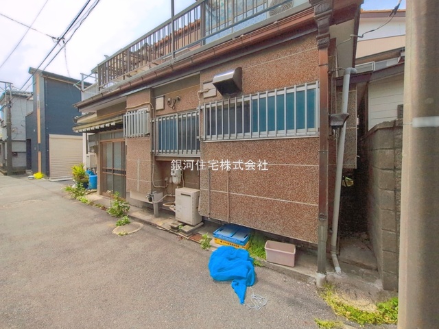 G00392653 東京都江戸川区春江町３丁目 中古一戸建て 1780万円 土地面積57.92m² (約17.52坪) 建物面積66.66m² (約20.16坪) 間取り３Ｋ 築年月1958年10月(築67年)【外観5】