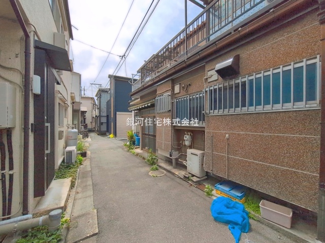 G00392653 東京都江戸川区春江町３丁目 中古一戸建て 1780万円 土地面積57.92m² (約17.52坪) 建物面積66.66m² (約20.16坪) 間取り３Ｋ 築年月1958年10月(築67年)【外観8】