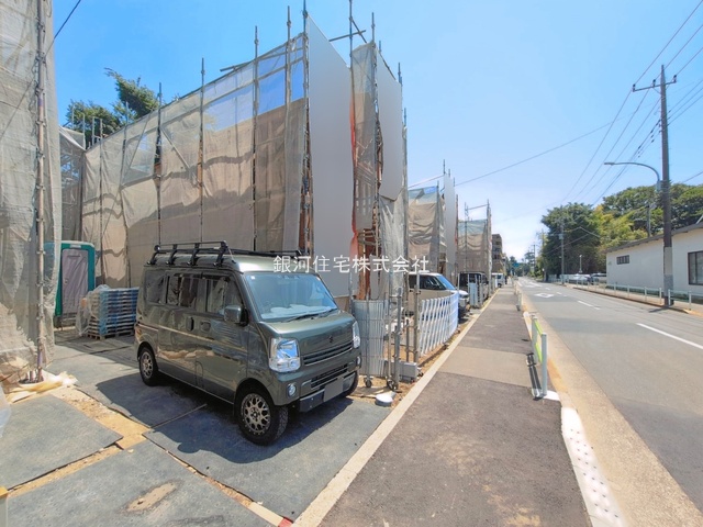 G00392747 東京都小平市回田町 新築一戸建て 5580万円 土地面積105.10m² (約31.79坪) 建物面積100.19m² (約30.30坪) 間取り４ＬＤＫ 築年月2026年10月【外観3】