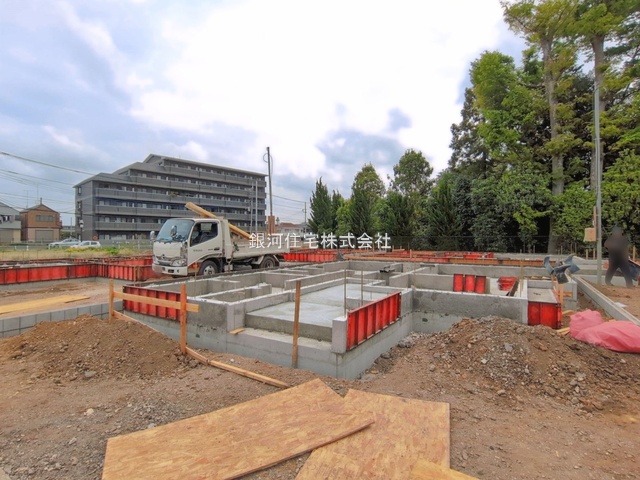 G00392747 東京都小平市回田町 新築一戸建て 5580万円 土地面積105.10m² (約31.79坪) 建物面積100.19m² (約30.30坪) 間取り４ＬＤＫ 築年月2026年10月【外観5】