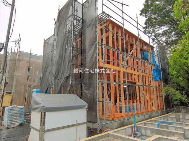 G00392750 東京都小平市回田町 新築一戸建て 5650万円 土地面積105.05m² (約31.77坪) 建物面積100.19m² (約30.30坪) 間取り４ＬＤＫ 築年月2026年10月【外観2】