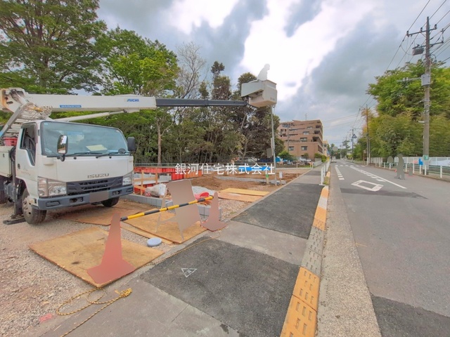 G00392752 東京都小平市回田町 新築一戸建て 5380万円 土地面積106.50m² (約32.21坪) 建物面積100.30m² (約30.34坪) 間取り３ＬＤＫ 築年月2026年10月【外観6】