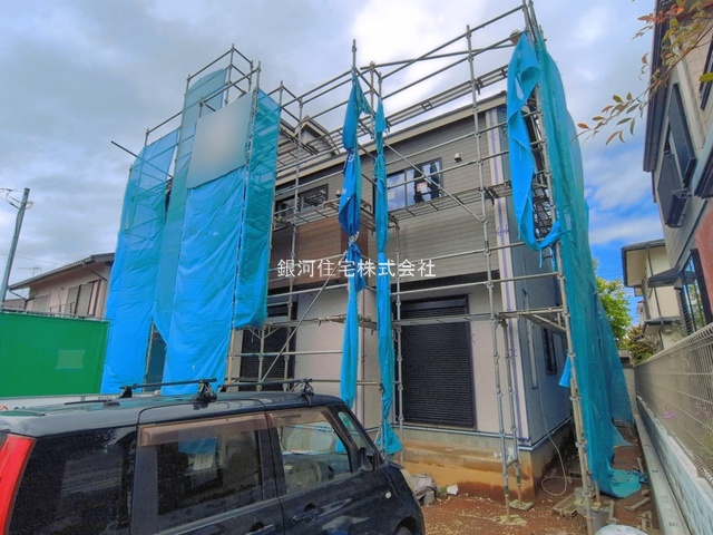 G00392789 神奈川県横浜市泉区上飯田町 新築一戸建て 5590万円 土地面積165.17m² (約49.96坪) 建物面積102.43m² (約30.98坪) 間取り４ＬＤＫ 築年月2026年05月(築１年以内)【外観7】
