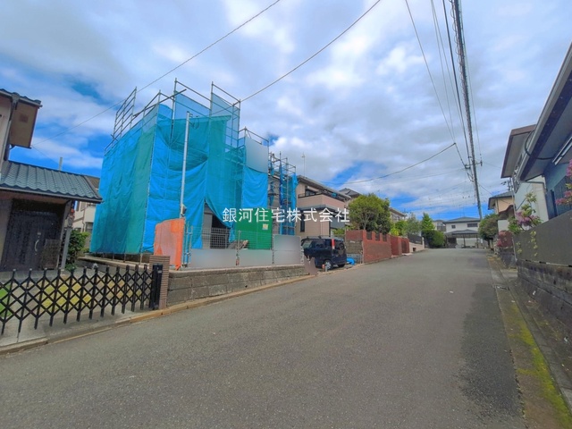 G00392789 神奈川県横浜市泉区上飯田町 新築一戸建て 5590万円 土地面積165.17m² (約49.96坪) 建物面積102.43m² (約30.98坪) 間取り４ＬＤＫ 築年月2026年05月(築１年以内)【外観9】