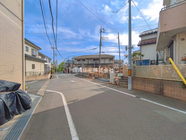 G00392829 東京都八王子市大和田町７丁目 新築一戸建て 4280万円 土地面積110.53m² (約33.43坪) 建物面積88.39m² (約26.73坪) 間取り３ＬＤＫ 築年月2026年10月【外観9】