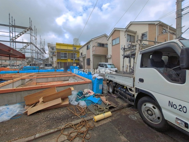 G00393252 神奈川県相模原市南区相南１丁目 新築一戸建て 5098万円 土地面積100.23m² (約30.31坪) 建物面積99.36m² (約30.05坪) 間取り４ＬＤＫ 築年月2026年09月(築１年以内)【外観11】