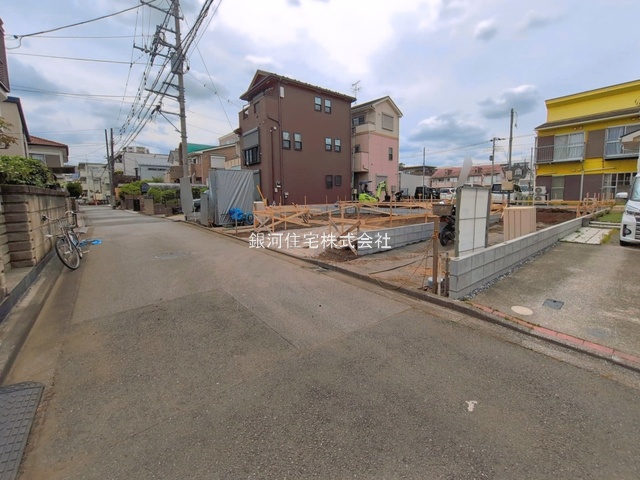 G00393252 神奈川県相模原市南区相南１丁目 新築一戸建て 5098万円 土地面積100.23m² (約30.31坪) 建物面積99.36m² (約30.05坪) 間取り４ＬＤＫ 築年月2026年09月(築１年以内)【外観15】