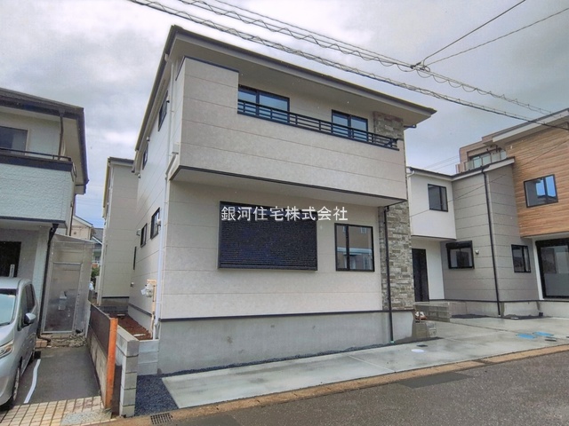 G00393430 千葉県流山市加４丁目 新築一戸建て 5199万円 土地面積117.02m² (約35.39坪) 建物面積111.15m² (約33.62坪) 間取り４ＬＤＫ 築年月2026年07月(築１年以内)【外観2】