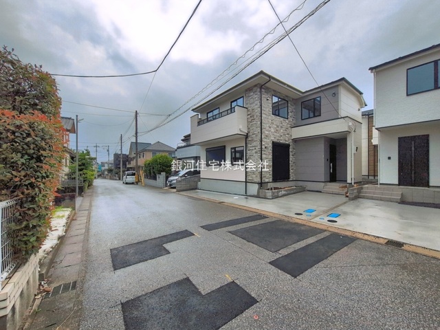 G00393430 千葉県流山市加４丁目 新築一戸建て 5199万円 土地面積117.02m² (約35.39坪) 建物面積111.15m² (約33.62坪) 間取り４ＬＤＫ 築年月2026年07月(築１年以内)【外観3】