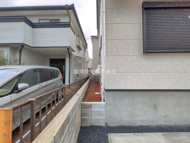 G00393430 千葉県流山市加４丁目 新築一戸建て 5199万円 土地面積117.02m² (約35.39坪) 建物面積111.15m² (約33.62坪) 間取り４ＬＤＫ 築年月2026年07月(築１年以内)【外観11】