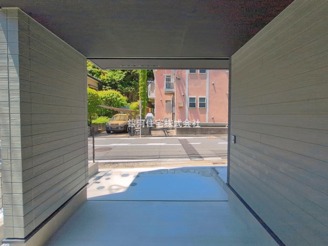 G00393441 神奈川県横浜市栄区笠間５丁目 新築一戸建て 5598万円 土地面積59.61m² (約18.03坪) 建物面積100.09m² (約30.27坪) 間取り３ＬＤＫ 築年月2026年05月(築１年以内)【外観9】